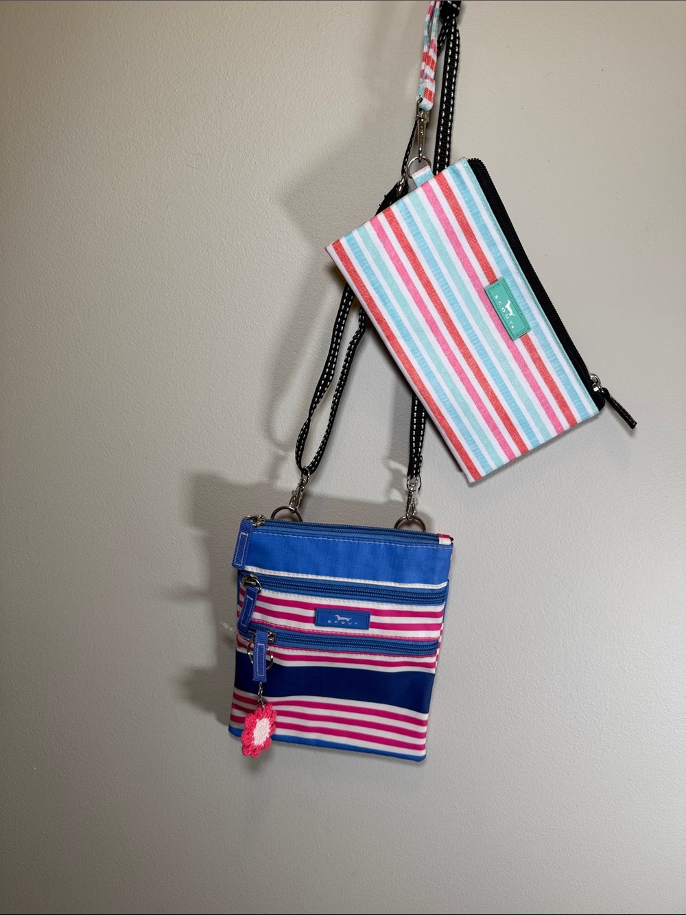 SCOUT Striped Crossbody Bag & Wristlet Pouch Bundle Pink Blue